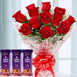 Bunch of 10 red color roses and assorted choco